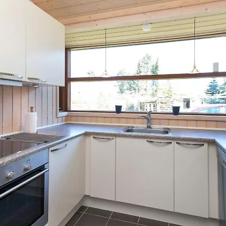 Semesterbostad 8 Person In Vaeggerlose *